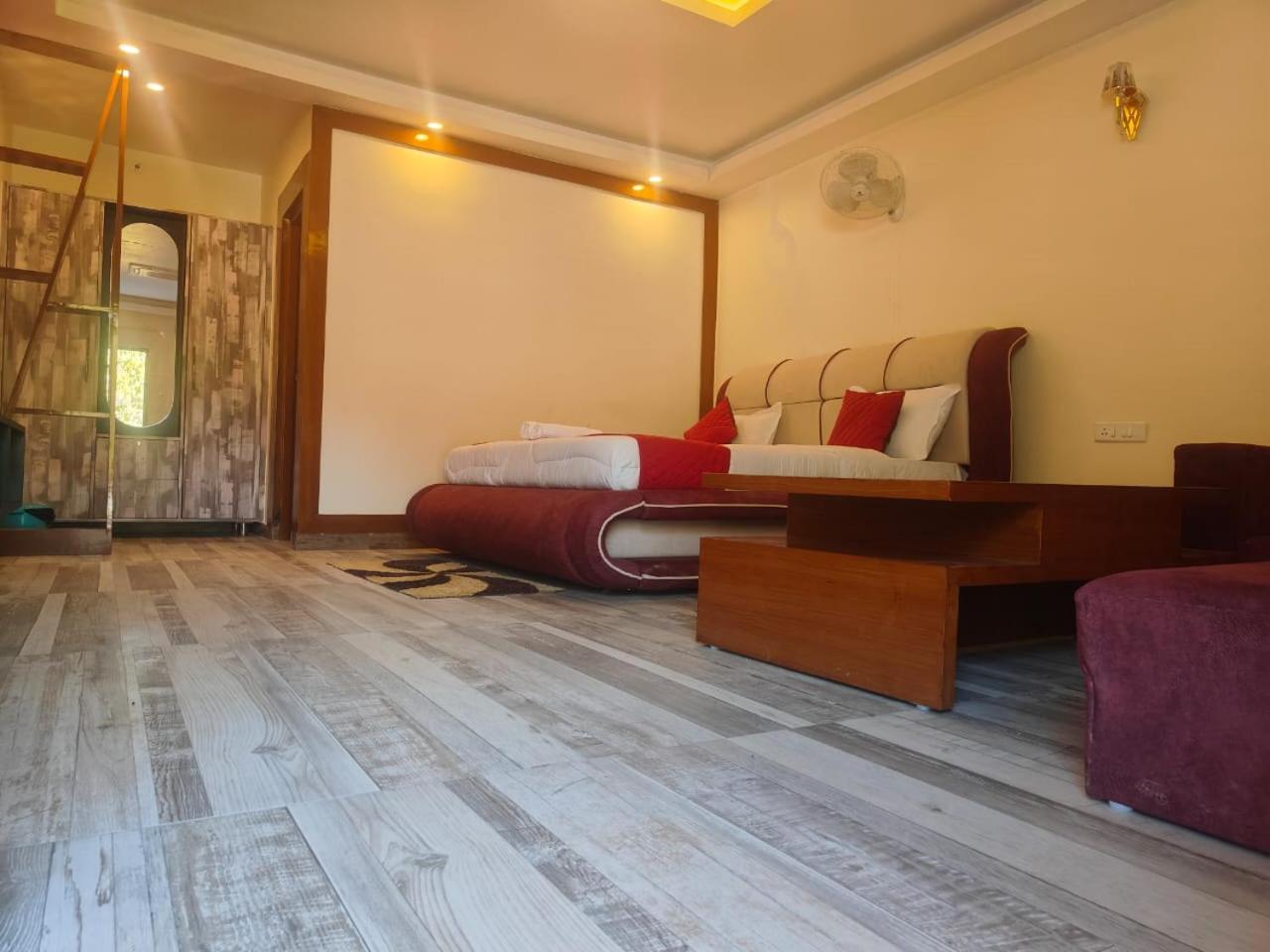 Aroma Resort Rishikesh Rishīkesh Exterior foto