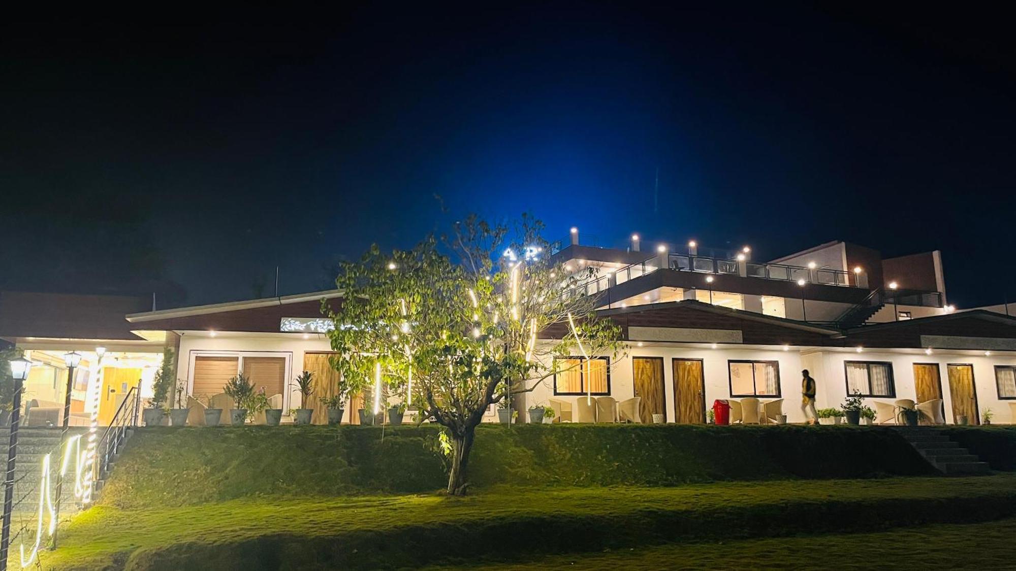 Aroma Resort Rishikesh Rishīkesh Exterior foto